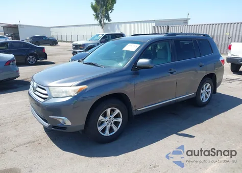 2011 Toyota Highlander Base V6 from USA, damaged, VIN 5TDBK3EH1BS084705